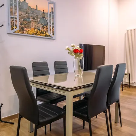 Eleganza E Comodita Tra San Pietro E Musei Apartment *